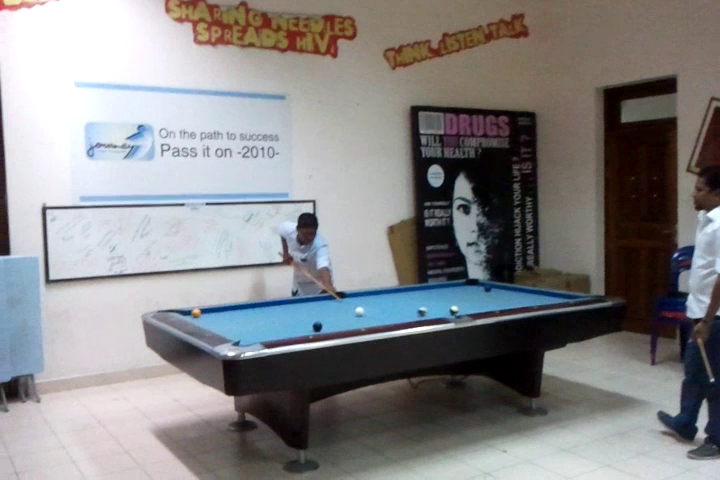 vlcsnap-2013-04-09-10h36m52s27