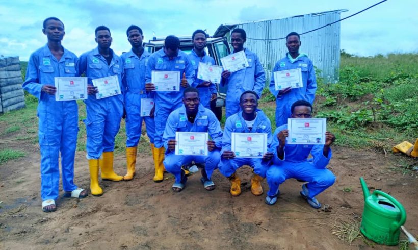 Sober Youth Project: Young men – former violent street gang members – trained in agricultural techniques and fish farming by ECCS in Kinshasa Sober Youth Project: Young men – former violent street gang members – trained in agricultural techniques and fish farming by ECCS in Kinshasa